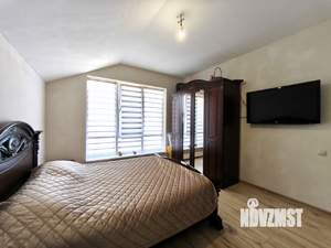 Дом 130м&sup2;, 2-этажный, участок 4 сот.  