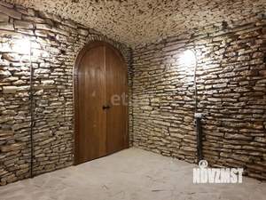 Дом 180м&sup2;, 2-этажный, участок 6 сот.  