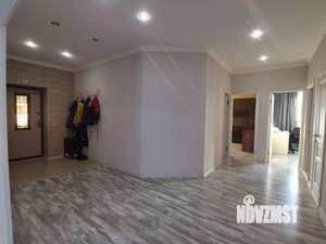 Дом 110м&sup2;, 2-этажный, участок 5 сот.  