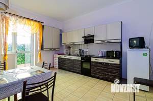 Таунхаус 175м&sup2;, 2-этажный, участок 2 сот.  