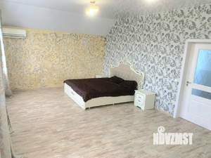 Дом 192м², 2-этажный, участок 8 сот.  