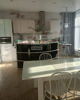 Дом 312м&sup2;, 2-этажный, участок 5 сот.  