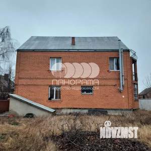 Дом 272м², 2-этажный, участок 11 сот.  