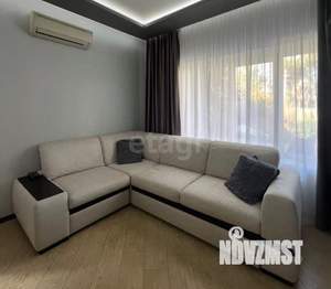 Дом 214м², 3-этажный, участок 4 сот.  