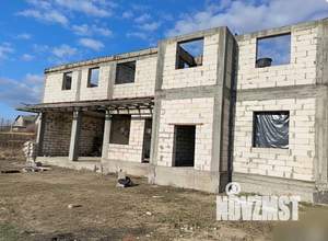 Дом 220м&sup2;, 2-этажный, участок 3 сот.  