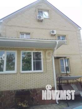 Дом 380м&sup2;, 3-этажный, участок 4 сот.  