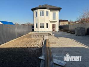 Дом 142м&sup2;, 2-этажный, участок 4 сот.  