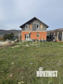 Дом 218м&sup2;, 3-этажный, участок 6 сот.  