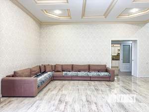 Дом 387м&sup2;, 2-этажный, участок 6 сот.  