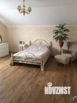 Дом 197м&sup2;, 2-этажный, участок 4 сот.  