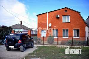 Дом 450м&sup2;, 2-этажный, участок 8 сот.  