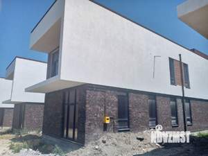 Дом 300м&sup2;, 2-этажный, участок 4 сот.  