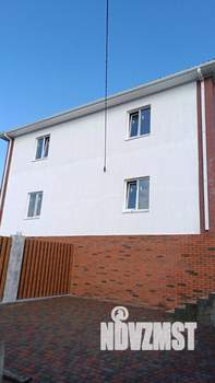 Таунхаус 174м&sup2;, 2-этажный, участок 5 сот.  