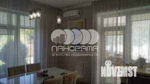 Дом 136м&sup2;, 2-этажный, участок 10 сот.  