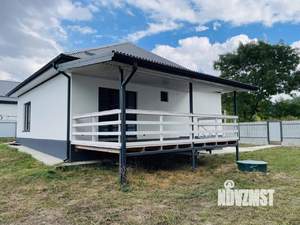 Дом 100м&sup2;, 2-этажный, участок 5 сот.  