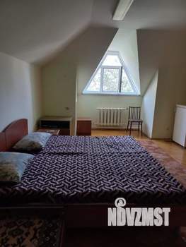 Дом 148м&sup2;, 2-этажный, участок 9 сот.  