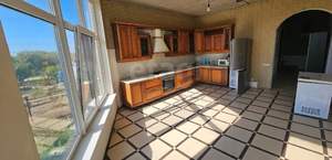 Дом 220м&sup2;, 1-этажный, участок 8 сот.  