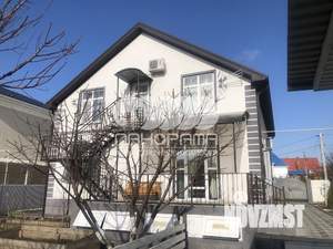 Дом 220м², 2-этажный, участок 9 сот.  