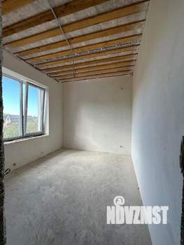 Дом 181м², 2-этажный, участок 5 сот.  