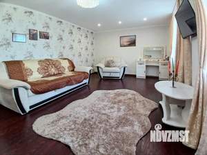 Дом 120м&sup2;, 2-этажный, участок 5 сот.  