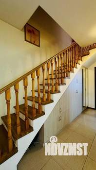 Дом 101м&sup2;, 2-этажный, участок 5 сот.  