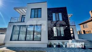 Дом 530м&sup2;, 3-этажный, участок 8 сот.  