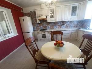 Дом 132м&sup2;, 2-этажный, участок 7 сот.  