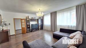 Дом 250м&sup2;, 2-этажный, участок 10 сот.  