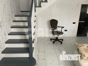 Дом 500м&sup2;, 2-этажный, участок 11 сот.  