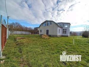 Дом 192м², 2-этажный, участок 11 сот.  