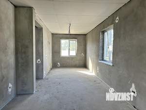 Дом 80м&sup2;, 2-этажный, участок 5 сот.  