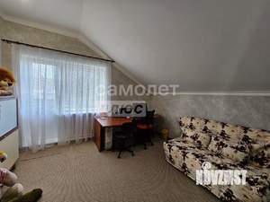 Коттедж 280м&sup2;, 3-этажный, участок 12 сот.  