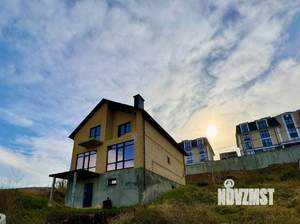 Дом 303м&sup2;, 2-этажный, участок 7 сот.  