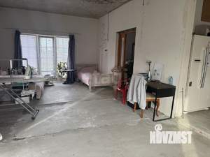 Дом 218м&sup2;, 3-этажный, участок 6 сот.  