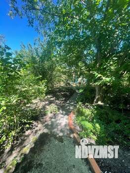 Дом 30м&sup2;, 2-этажный, участок 5 сот.  