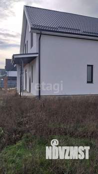 Дом 132м&sup2;, 2-этажный, участок 7 сот.  