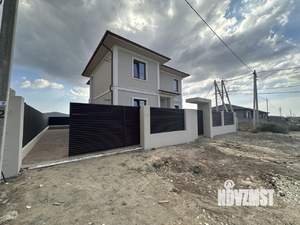 Дом 232м&sup2;, 2-этажный, участок 4 сот.  