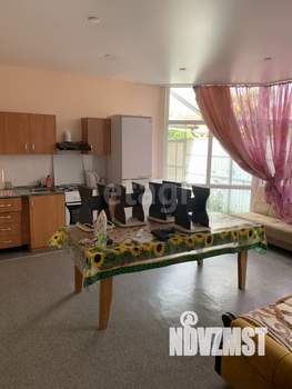 Дом 204м², 2-этажный, участок 3 сот.  