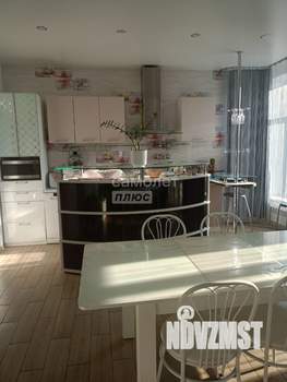 Коттедж 312м&sup2;, 2-этажный, участок 5 сот.  