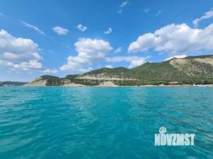 Дом 180м&sup2;, 2-этажный, участок 6 сот.  