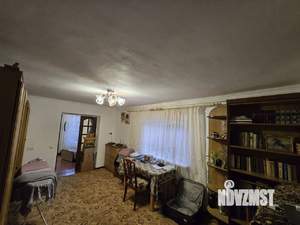 Дом 130м&sup2;, 2-этажный, участок 9 сот.  