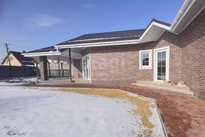 Дом 170м&sup2;, 1-этажный, участок 8 сот.  