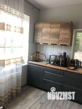 Дом 180м&sup2;, 2-этажный, участок 5 сот.  