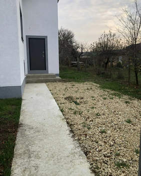 Дом 150м&sup2;, 1-этажный, участок 5 сот.  