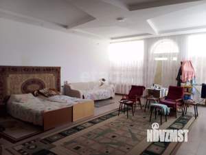 Дом 111м&sup2;, 2-этажный, участок 3 сот.  