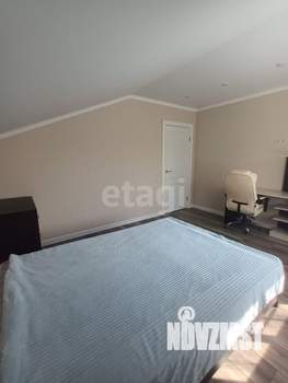 Дом 135м&sup2;, 2-этажный, участок 4 сот.  