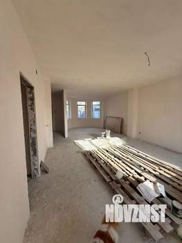 Дом 182м&sup2;, 2-этажный, участок 3 сот.  