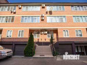 Таунхаус 265м&sup2;, 3-этажный, участок 7 сот.  