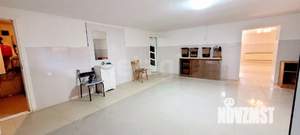 Дом 438м&sup2;, 3-этажный, участок 346 сот.  