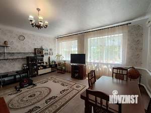 Дом 283м&sup2;, 2-этажный, участок 15 сот.  